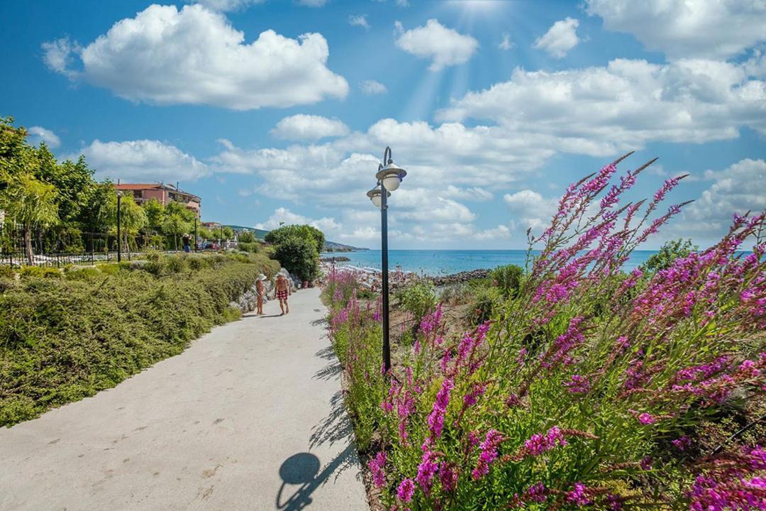 Premier Fort Beach - Premium Apartments Sveti Vlas Ngoại thất bức ảnh